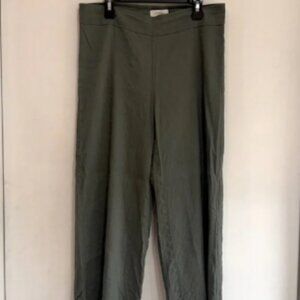 Avenue Montaigne size 6 green High Rise straight leg cropped Pants